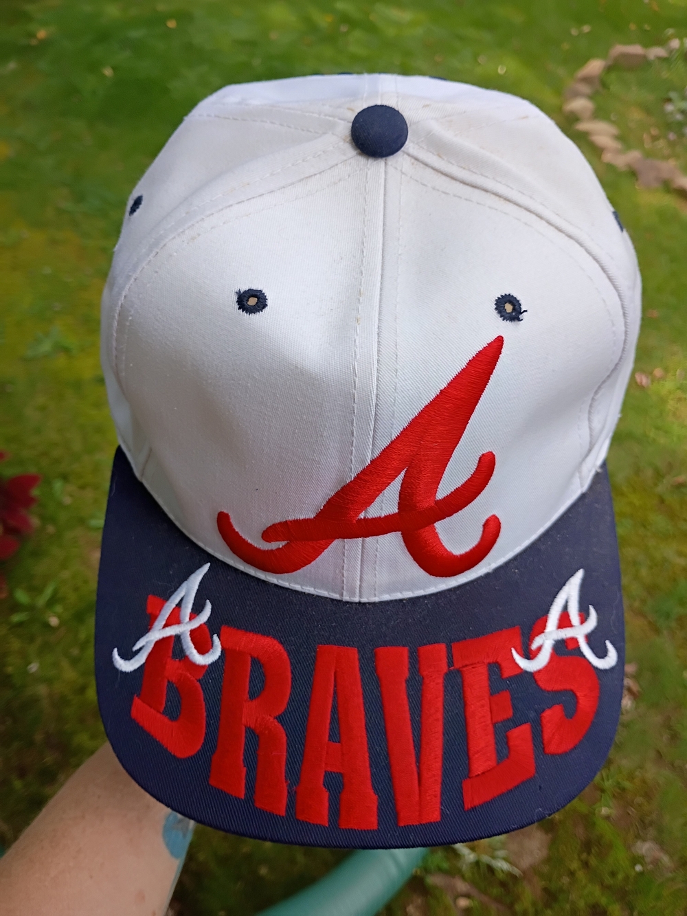Vintage MLB Drew Pearson Atlanta Braves SnapBack Hat Giant Spellout
